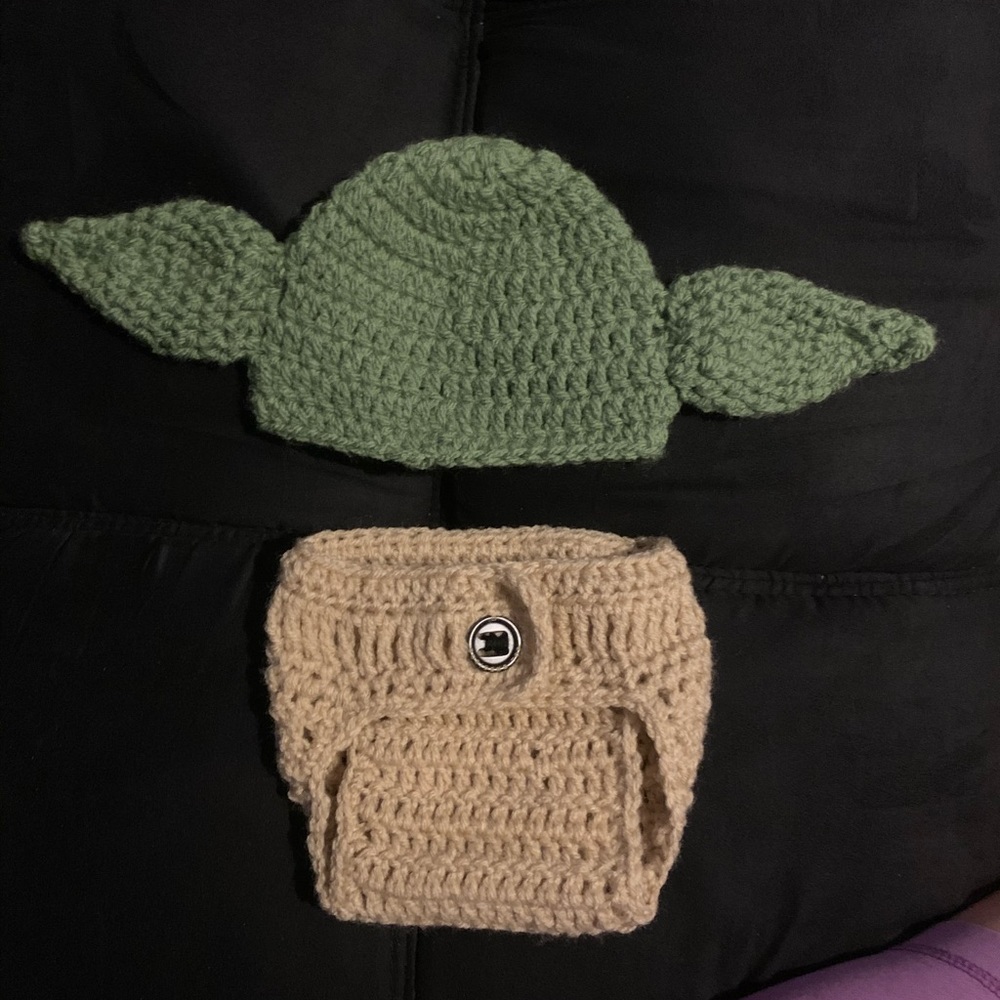 Baby Yoda Star Wars inspired diaper set